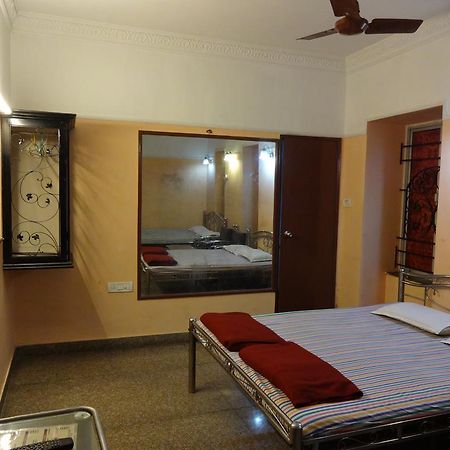 Central Guest House Calcutta Exteriör bild