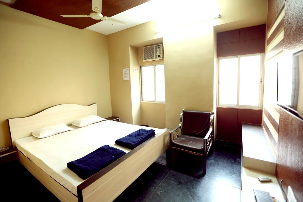Central Guest House Calcutta Exteriör bild