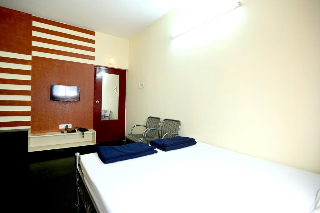 Central Guest House Calcutta Exteriör bild