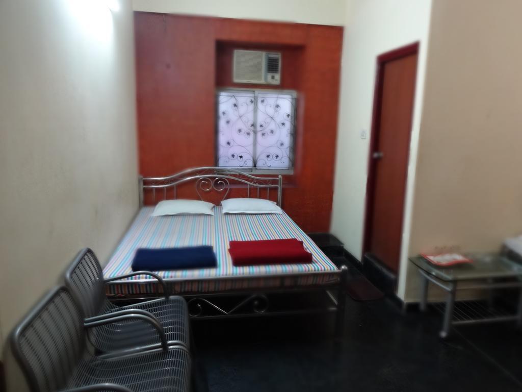 Central Guest House Calcutta Exteriör bild