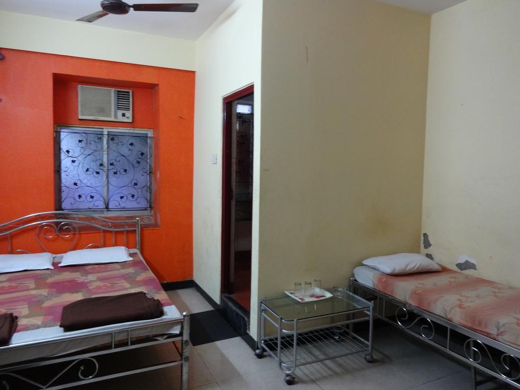 Central Guest House Calcutta Exteriör bild